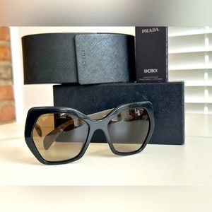 Prada Women's PR 16RS Black/Grey Gradient, sunglassses  56mm